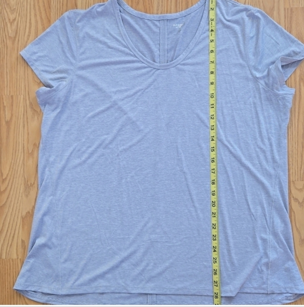 Women's Old Navy Active Short Sleeve Top - Picture 4 of 4